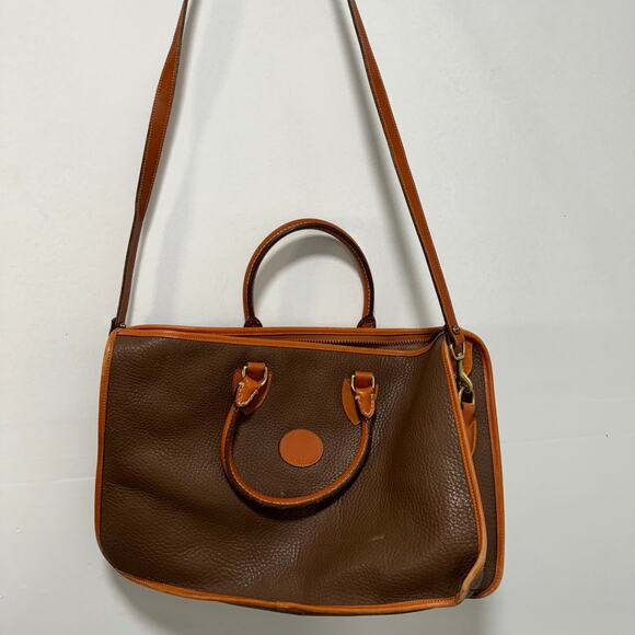 Dooney & Bourke shoulder bag with removable shoulder strap - Picture 5 of 7